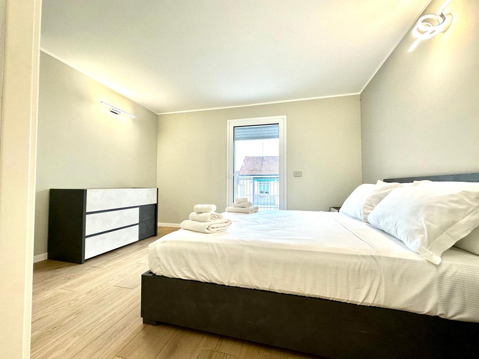 Be-C0 Sempione Luxury Apt Milaan Buitenkant foto